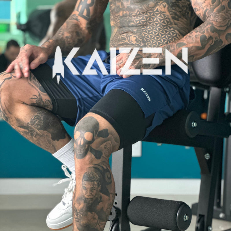 Bermuda 2 em 1 masculina com bolso interno e 2 laterais para caminhada e corrida