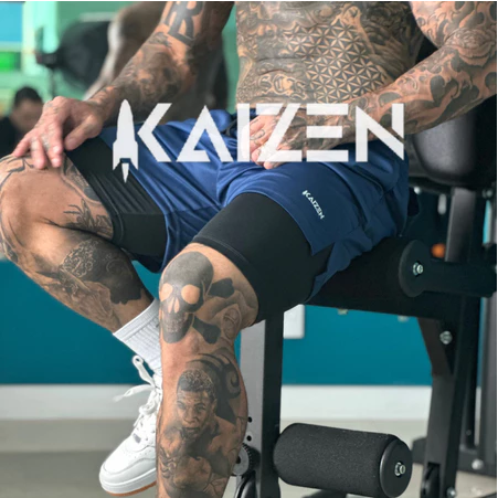Bermuda 2 em 1 masculina com bolso interno e 2 laterais para caminhada e corrida