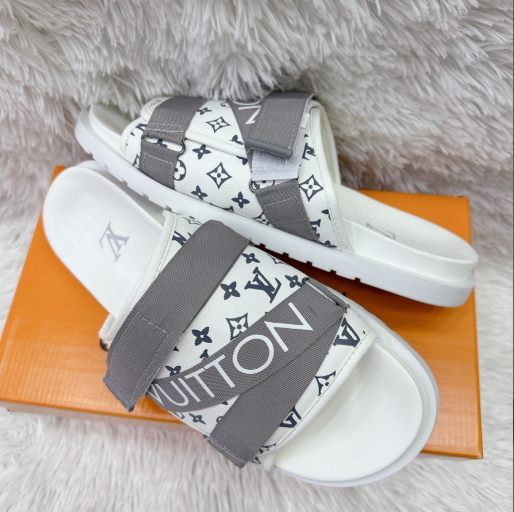 Chinelo LV
