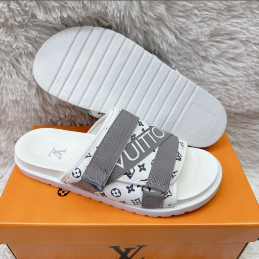 Chinelo LV