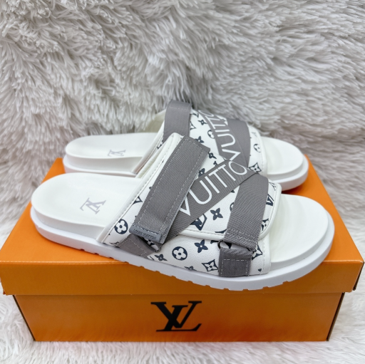 Chinelo LV